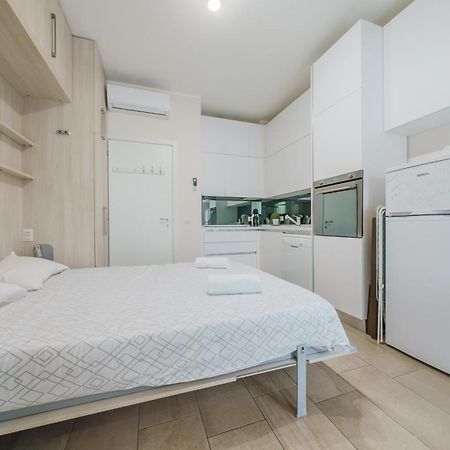 Cristel Apartment - 15 Min Da Milano Cormano Ngoại thất bức ảnh