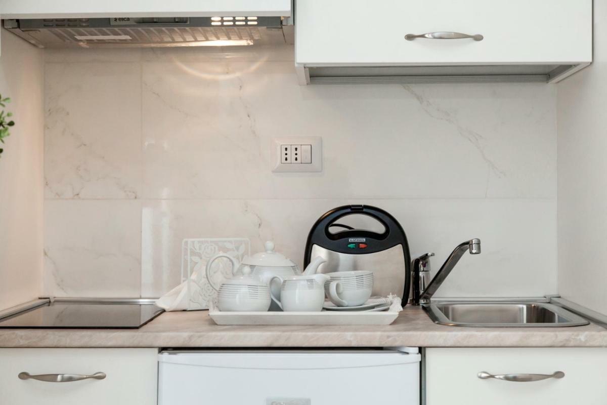 Cristel Apartment - 15 Min Da Milano Cormano Ngoại thất bức ảnh